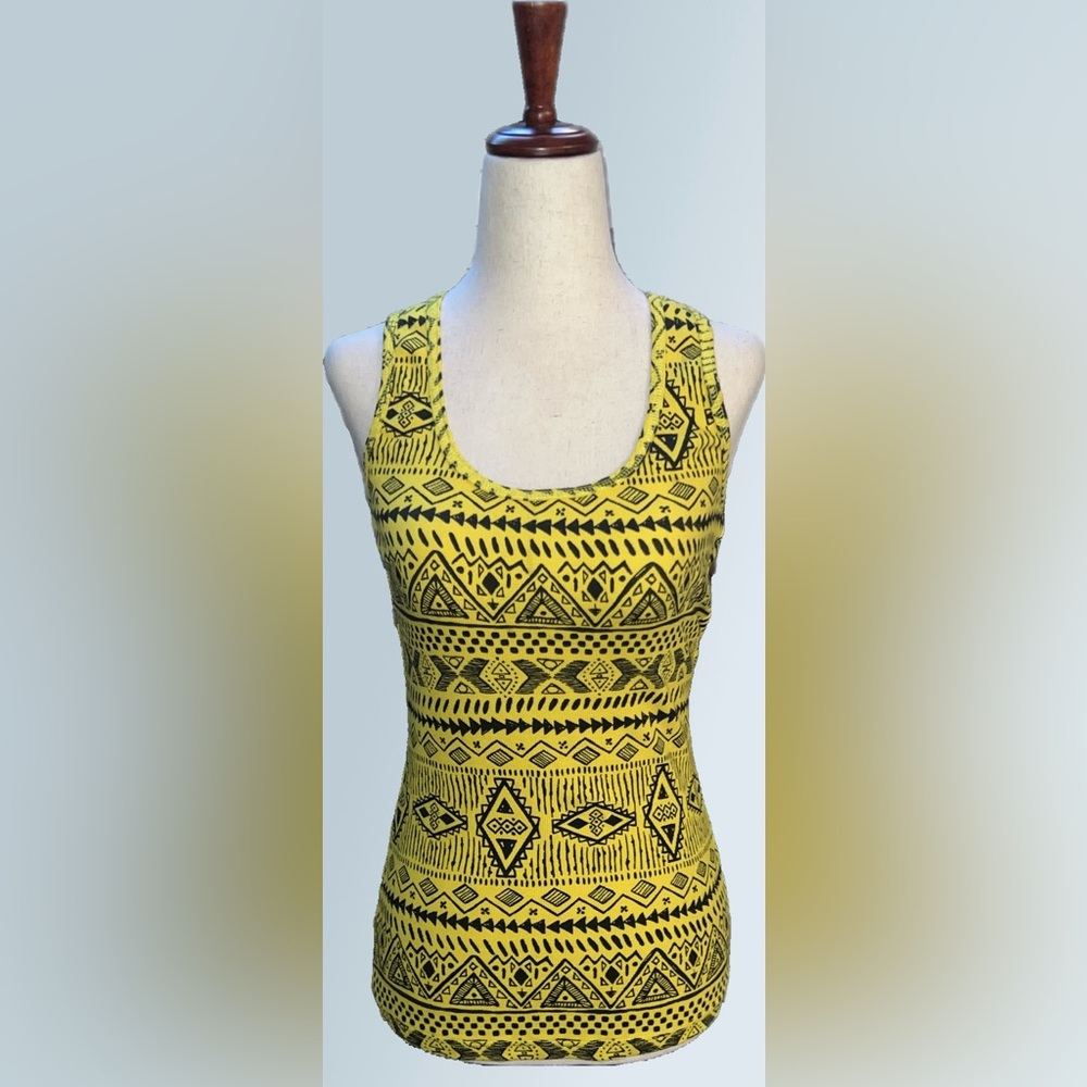 Ocean Pacific (OP) - Like New - Tribal Print Racerback Tank Top - Size: Large